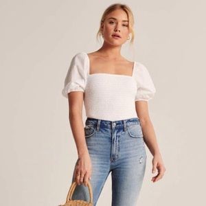 Abercrombie and Fitch smocked top puff sleeve